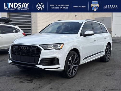2022 Audi Q7 55 Premium Plus