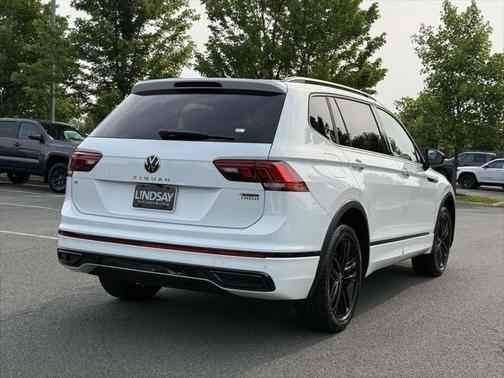 2022 Volkswagen Tiguan 2.0T SE R-Line Black 4MOTION