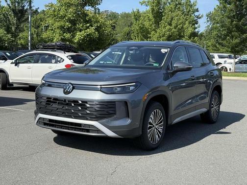2025 Volkswagen Tiguan 2.0T S 4MOTION