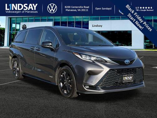 2021 Toyota Sienna XSE 7 Passenger