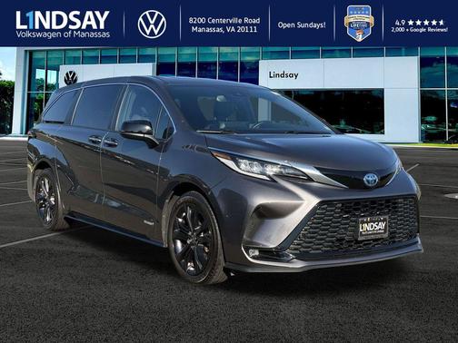 2021 Toyota Sienna XSE 7 Passenger