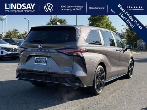 2021 Toyota Sienna XSE 7 Passenger