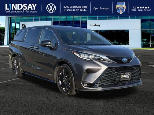 2021 Toyota Sienna XSE 7 Passenger