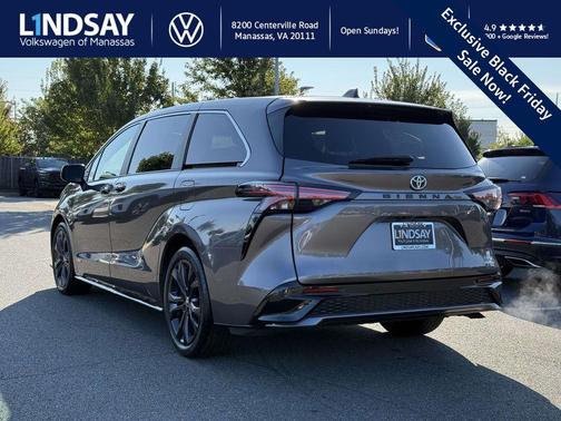 2021 Toyota Sienna XSE 7 Passenger