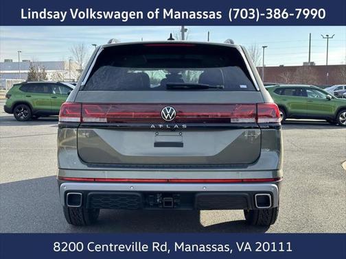 2025 Volkswagen Atlas 2.0T Peak Edition