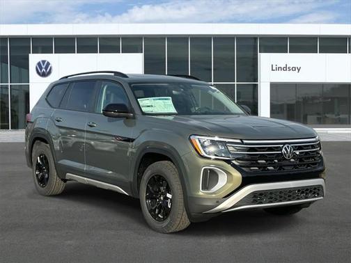 2025 Volkswagen Atlas 2.0T Peak Edition