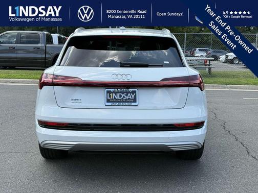 2019 Audi e-tron Premium Plus