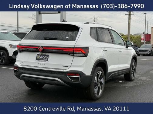 2025 Volkswagen Taos 1.5T SE