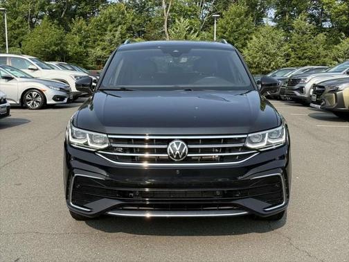 2022 Volkswagen Tiguan 2.0T SEL R-Line 4MOTION
