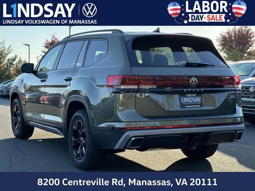 2025 Volkswagen Atlas 2.0T Peak Edition