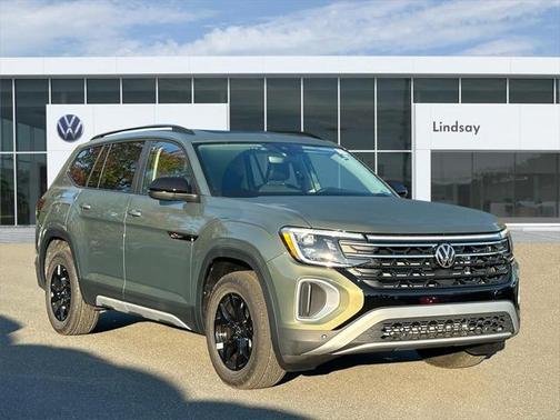 2025 Volkswagen Atlas 2.0T Peak Edition
