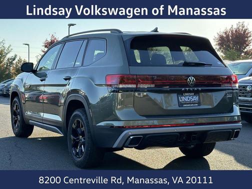 2025 Volkswagen Atlas 2.0T Peak Edition