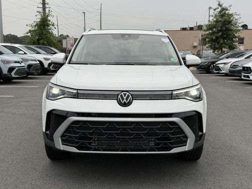 2025 Volkswagen Taos 1.5T SEL