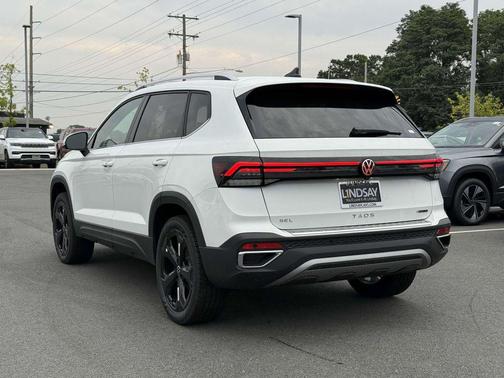 2025 Volkswagen Taos 1.5T SEL
