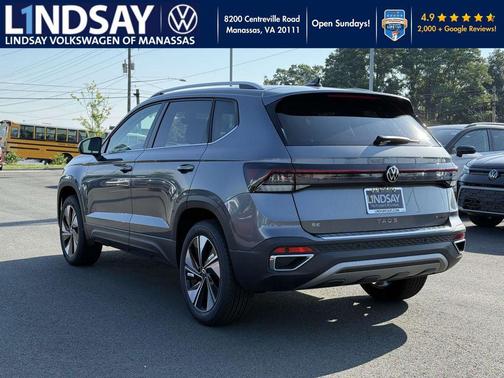 2025 Volkswagen Taos 1.5T SE