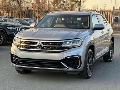 2021 Volkswagen Atlas Cross Sport 3.6L V6 SE w/Technology R-Line