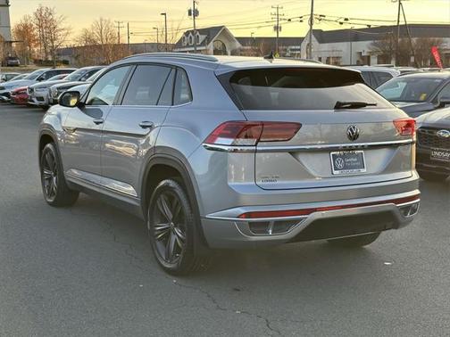 2021 Volkswagen Atlas Cross Sport 3.6L V6 SE w/Technology R-Line