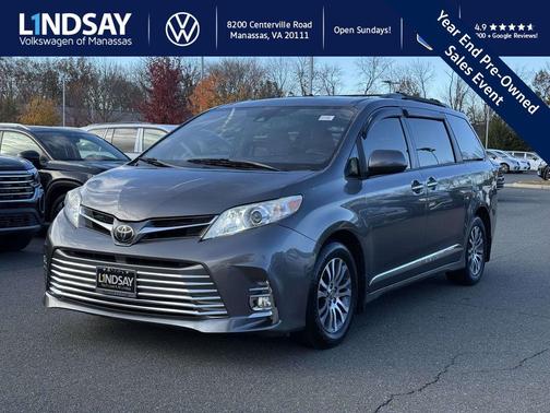 2018 Toyota Sienna XLE