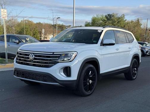 2025 Volkswagen Atlas 2.0T SE w/Technology 4MOTION