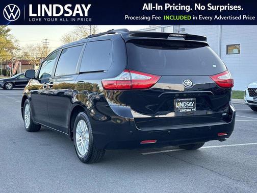 2017 Toyota Sienna XLE Premium