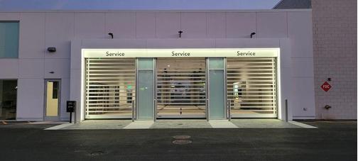 Midnight Black Metallic 2017 Toyota Sienna XLE Premium