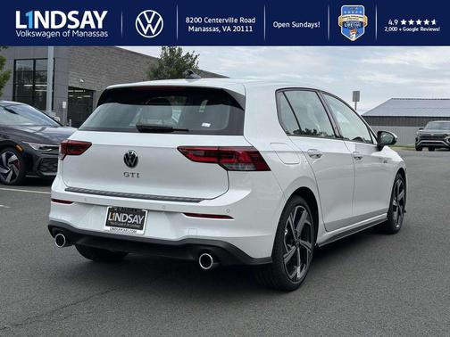 2025 Volkswagen Golf GTI 2.0T SE DSG
