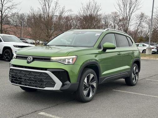 2025 Volkswagen Taos 1.5T SE