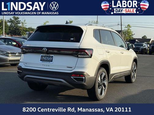 2025 Volkswagen Taos 1.5T SE