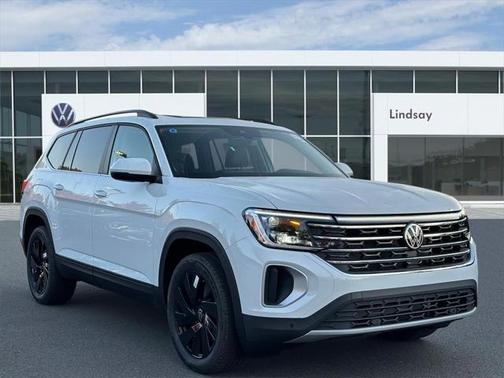 2025 Volkswagen Atlas 2.0T SE w/Technology 4MOTION