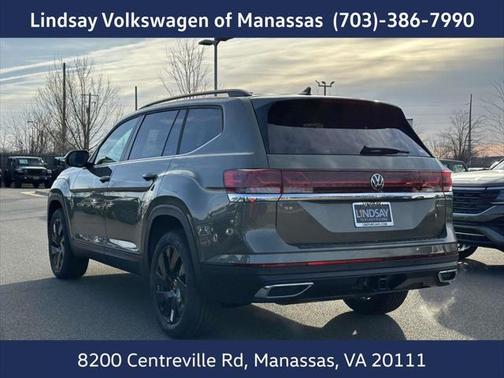 2025 Volkswagen Atlas 2.0T SE w/Technology 4MOTION
