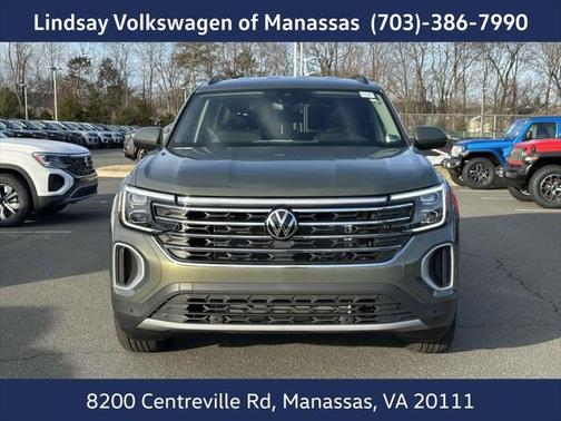 2025 Volkswagen Atlas 2.0T SE w/Technology 4MOTION