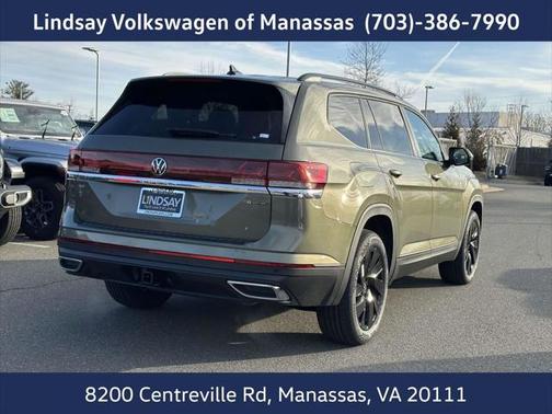 2025 Volkswagen Atlas 2.0T SE w/Technology 4MOTION