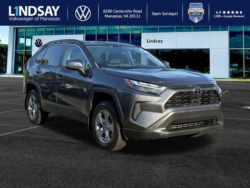 2022 Toyota RAV4 XLE