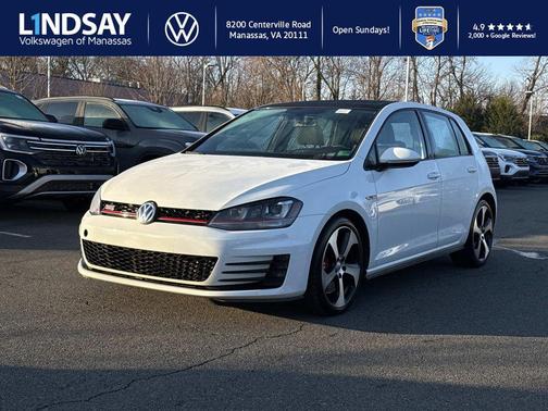2017 Volkswagen Golf GTI 2.0T SE 4-Door