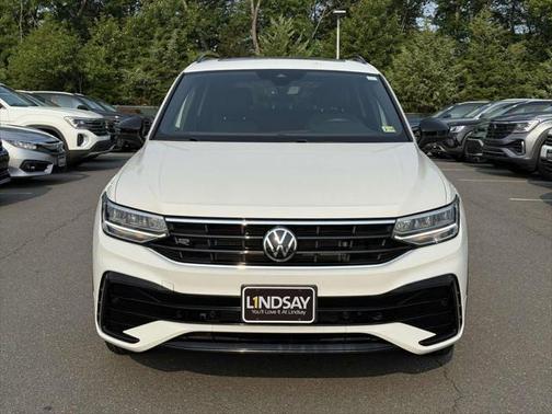 2022 Volkswagen Tiguan 2.0T SE R-Line Black 4MOTION