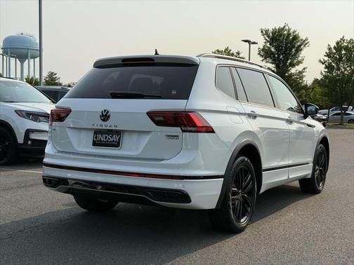 2022 Volkswagen Tiguan 2.0T SE R-Line Black 4MOTION