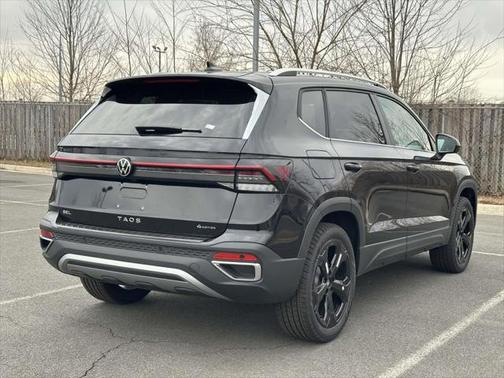 2025 Volkswagen Taos 1.5T SEL