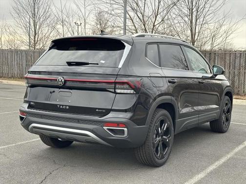 2025 Volkswagen Taos 1.5T SEL