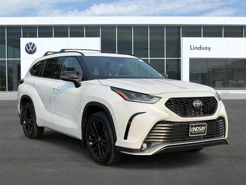 2024 Toyota Highlander XSE