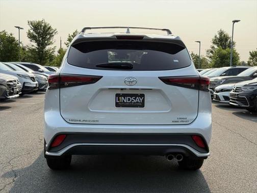 2024 Toyota Highlander XSE