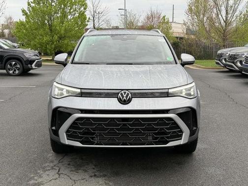 2025 Volkswagen Taos 1.5T SEL