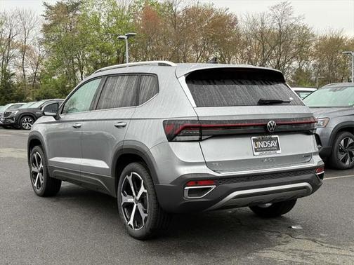 2025 Volkswagen Taos 1.5T SEL