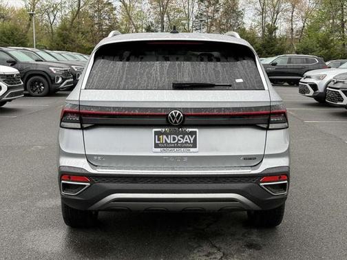 2025 Volkswagen Taos 1.5T SEL