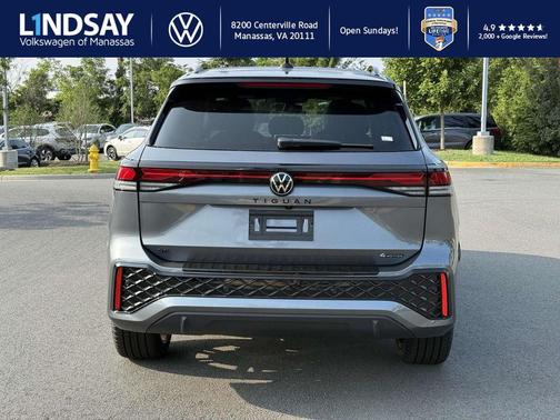 2025 Volkswagen Tiguan 2.0T SE R-Line Black 4MOTION