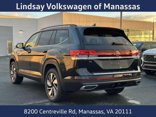 2025 Volkswagen Atlas 2.0T SE w/Technology