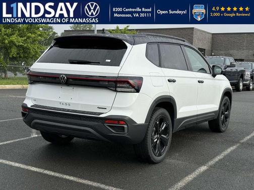 2025 Volkswagen Taos 1.5T SE Black