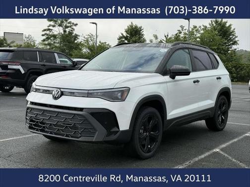 2025 Volkswagen Taos 1.5T SE Black