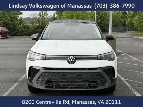 2025 Volkswagen Taos 1.5T SE Black