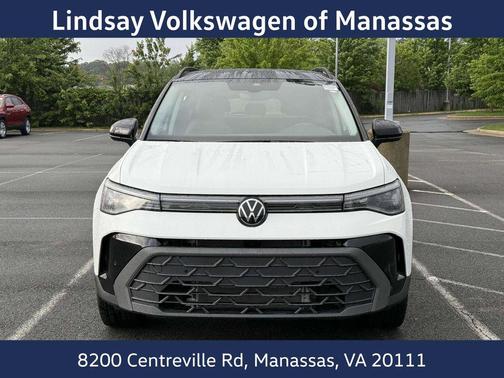 2025 Volkswagen Taos 1.5T SE Black