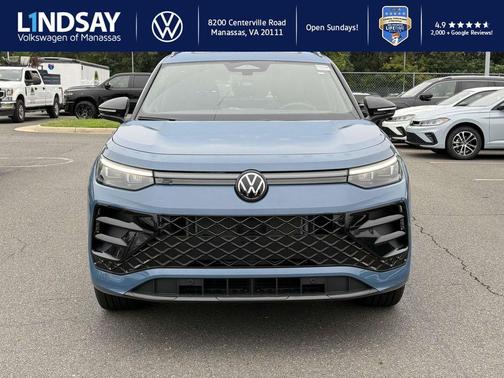 2025 Volkswagen Tiguan 2.0T SE R-Line Black 4MOTION